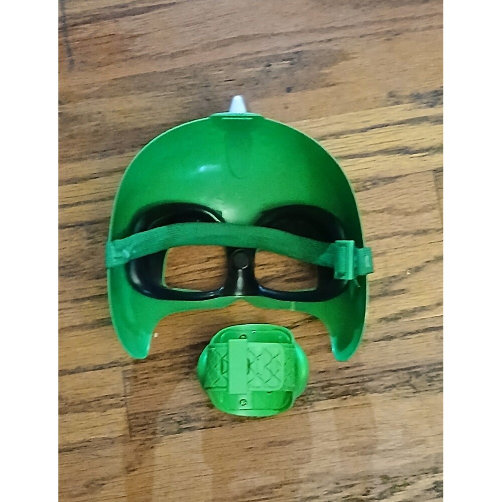 PJ Masks Gecko Mask and Accessory - Picture 2 of 5